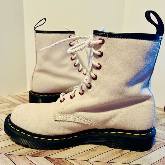 Dr Martens Women's 9 Leather Boots Cream Pink Combat Lace Up Doc 27655 Wedding - Picture 6 of 11